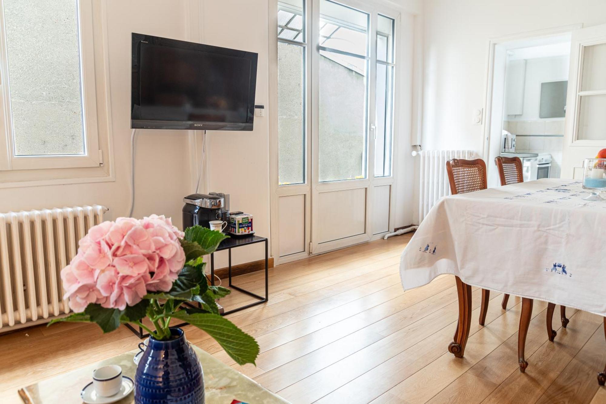 5 Min Chateau Charmante Maison Et Son Jardin Prive แวร์ซาย ภายนอก รูปภาพ